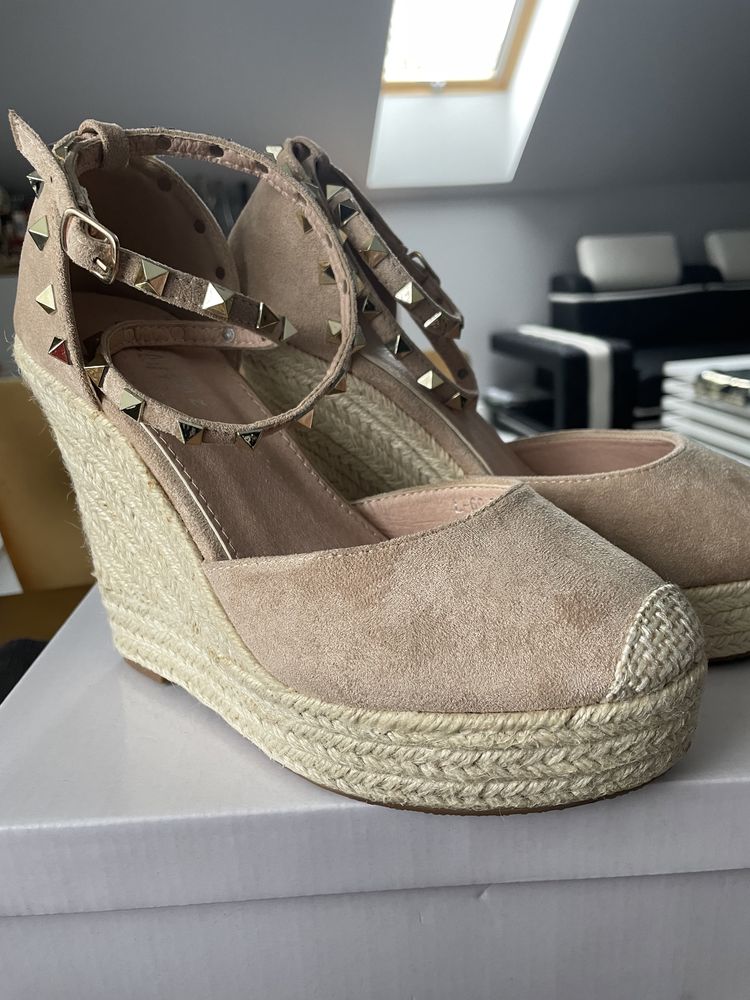 Buty na kontuzjach Espadryle róż 38