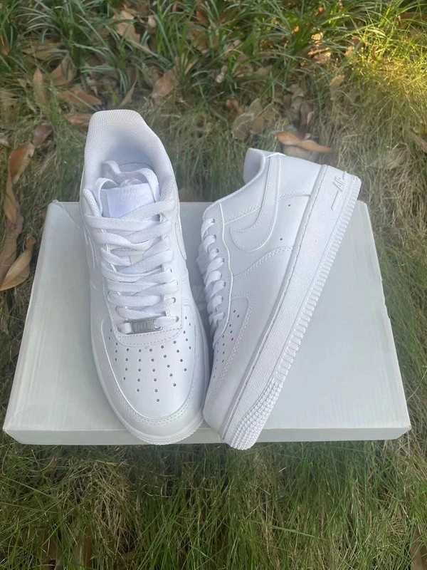 Nike Air Force 1 Low '07 White 44 EU / 10US / 28 CM