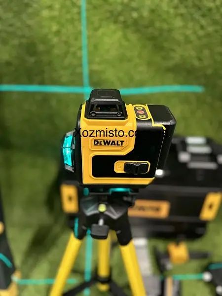 Акумуляторний лазерний нівелір DeWalt DCLE34031N 4D-16 променевий
