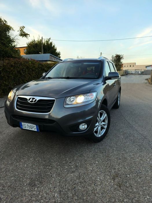 Hyundai Santa Fe Hyundai Santa Fe 2.2CRDI 197km 4x4 7os Automat*Skóra*Keyless*Kamera WY