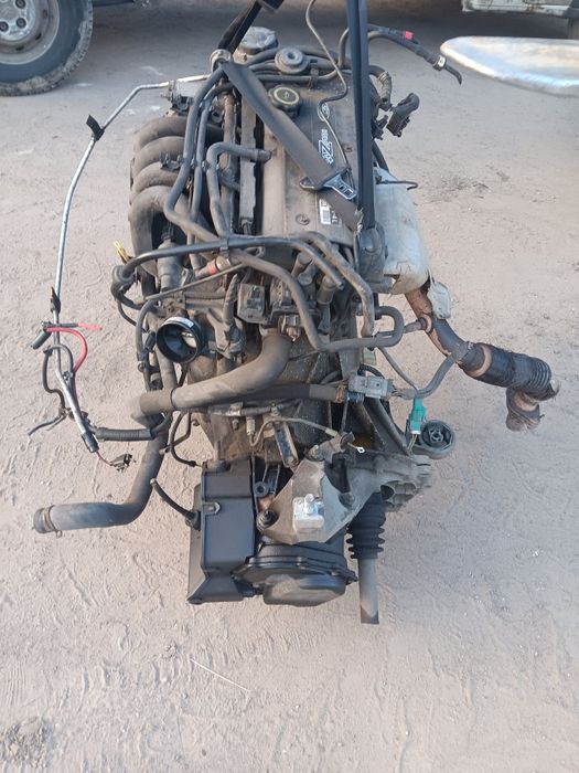 Ford Focus mk1 I silnik kompletny z osprzętem 1.4 16v zetec skrzynia