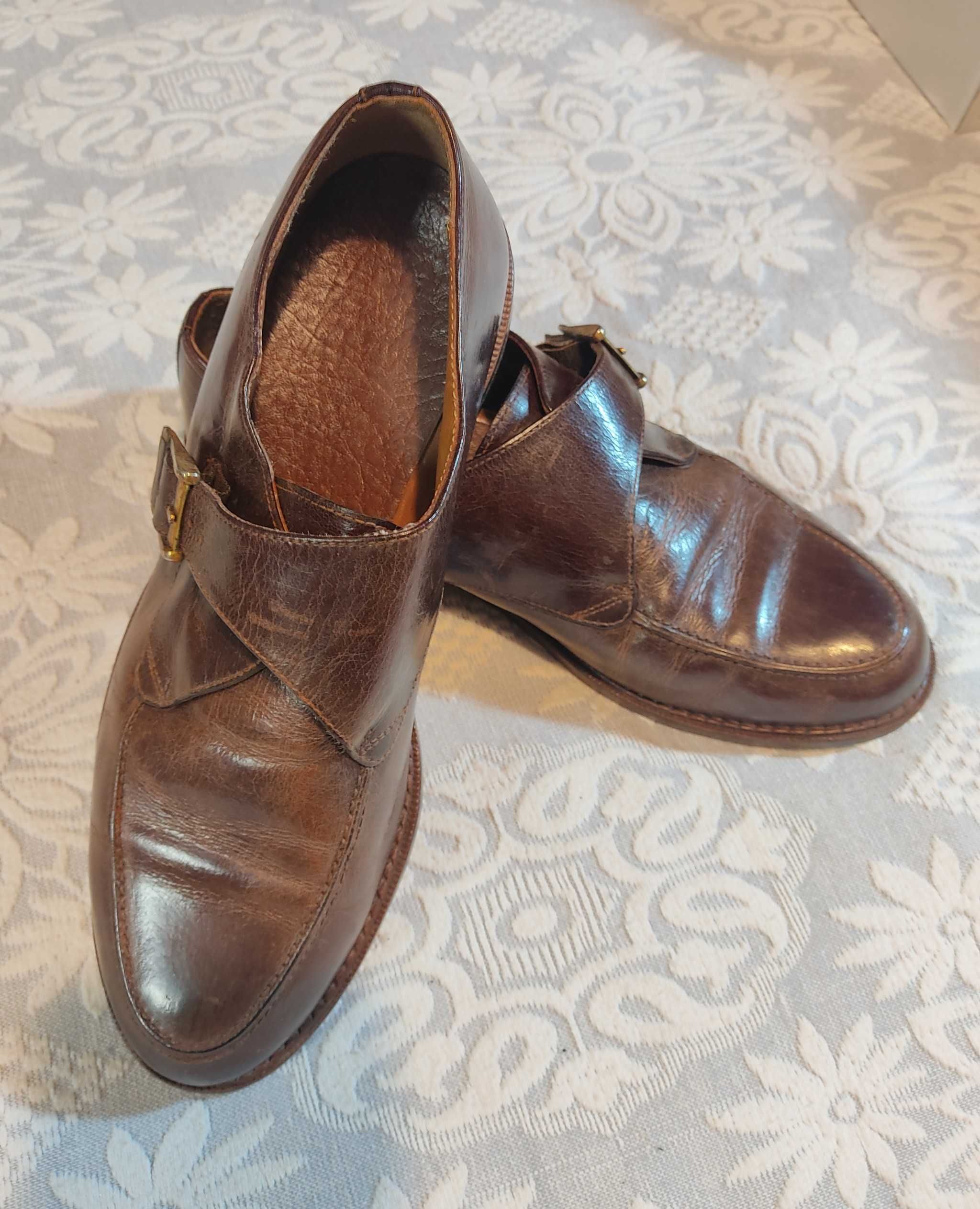 Sapatos clássicos homem Hand Made fivela