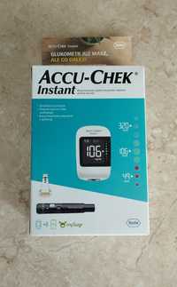 Glukometr Accu-Chek Instant