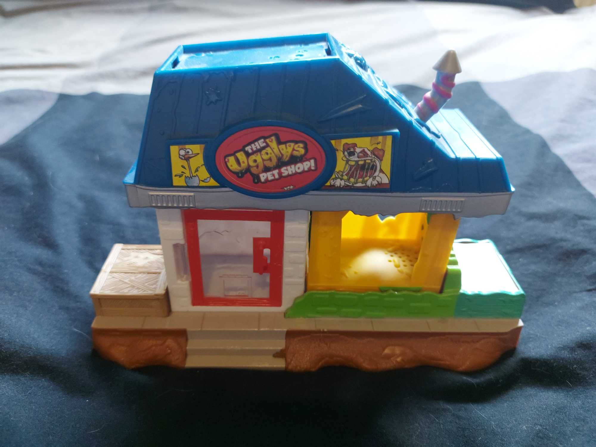 The Ugglys pet shop domek
