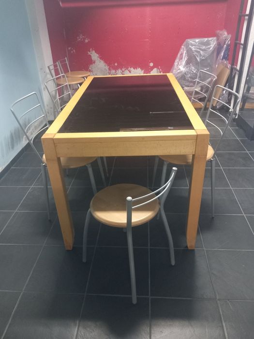 Mesa de jantar razoável