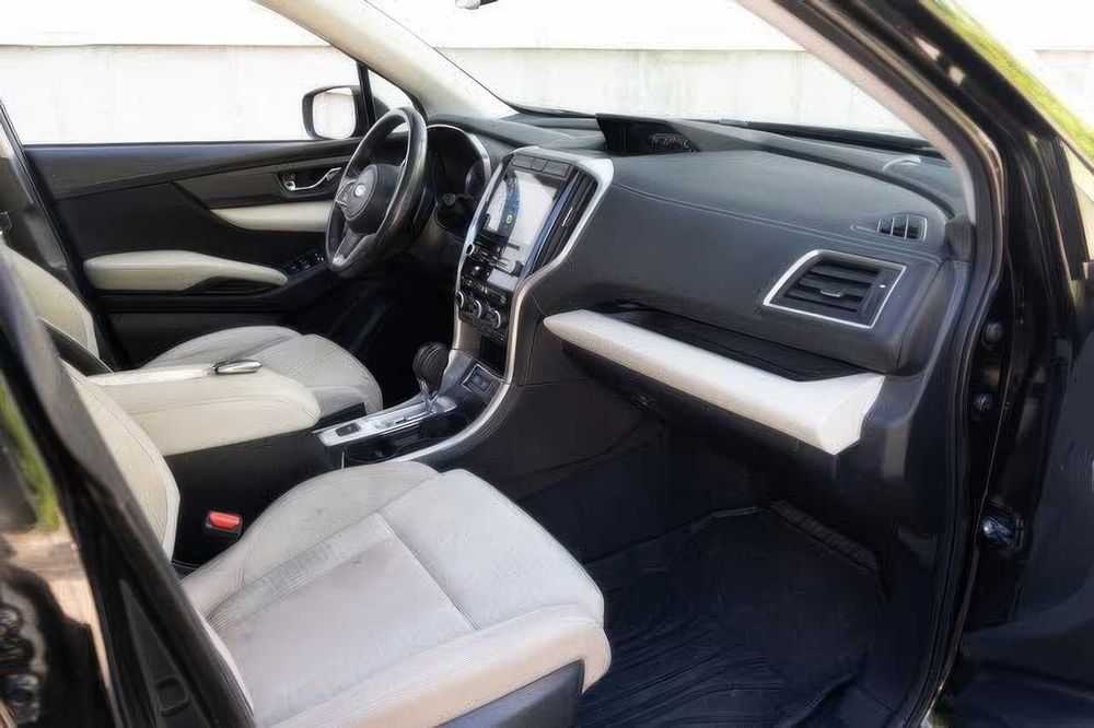 Subaru Ascent Premium 7-Passenger      2020