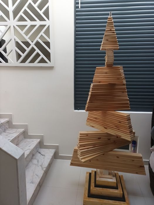Árvore de natal de madeira