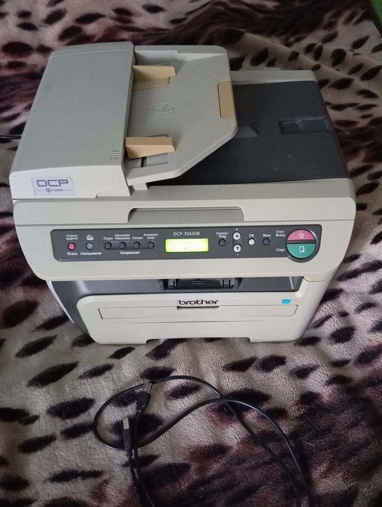 Brother DCP-7045NR Лазерный принтер