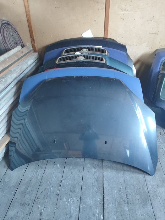 Ford Focus MK2 maska.