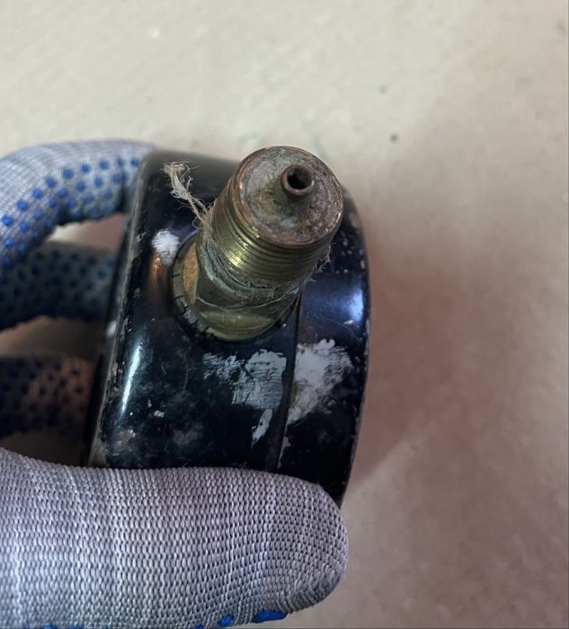 Манометр МТП-100 — технічний прилад для вимірювання тиску СРСР 1984