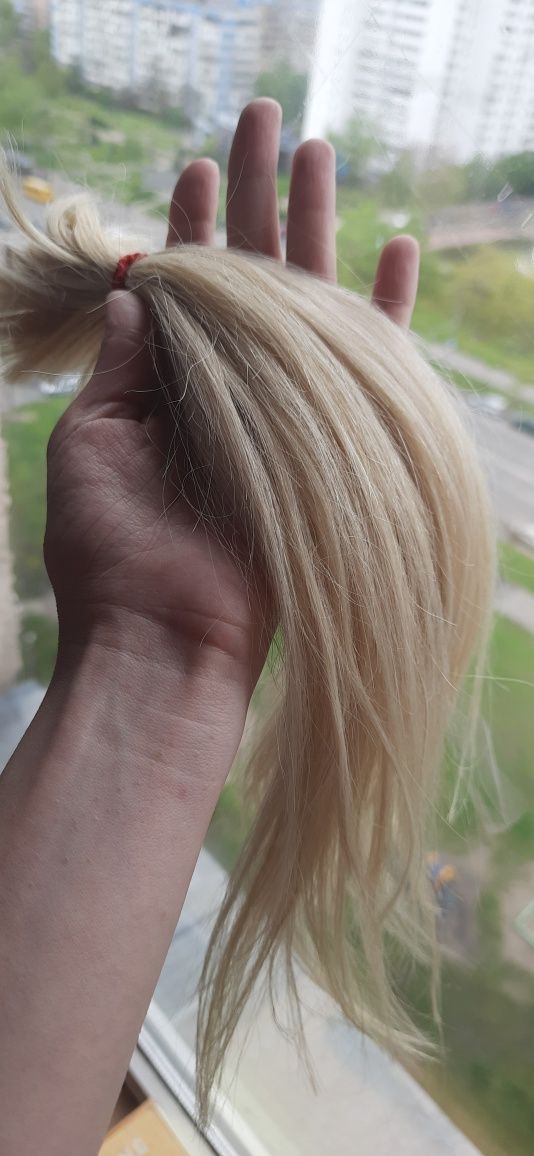 Волосся натуральне б/у, 40 см, 45 грамм, блонд
