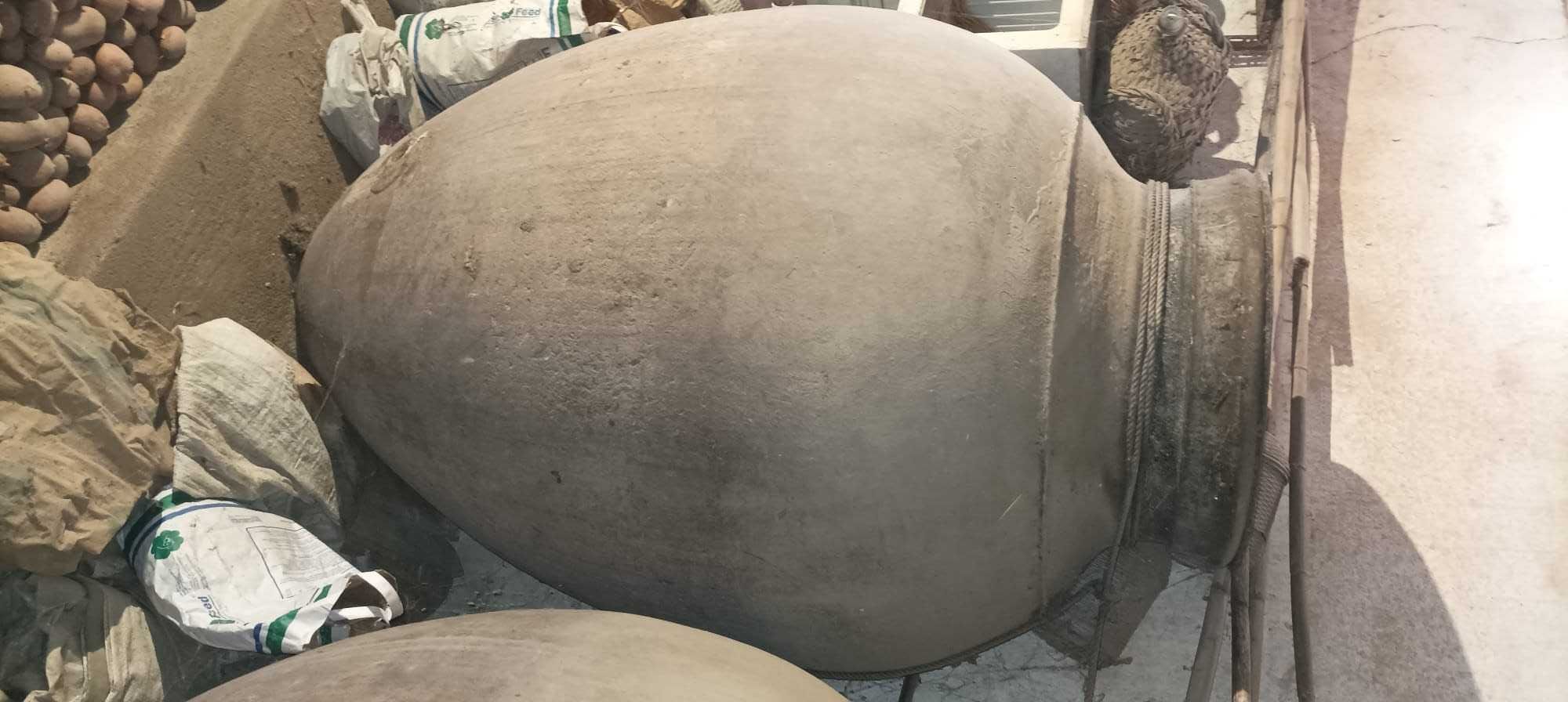 Talhas de barro para produção de bom vinho