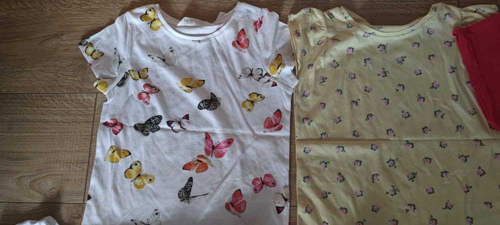 Nowe i jak nowe 122 128 koszulki bluzeczki dla dziewczynki H&M