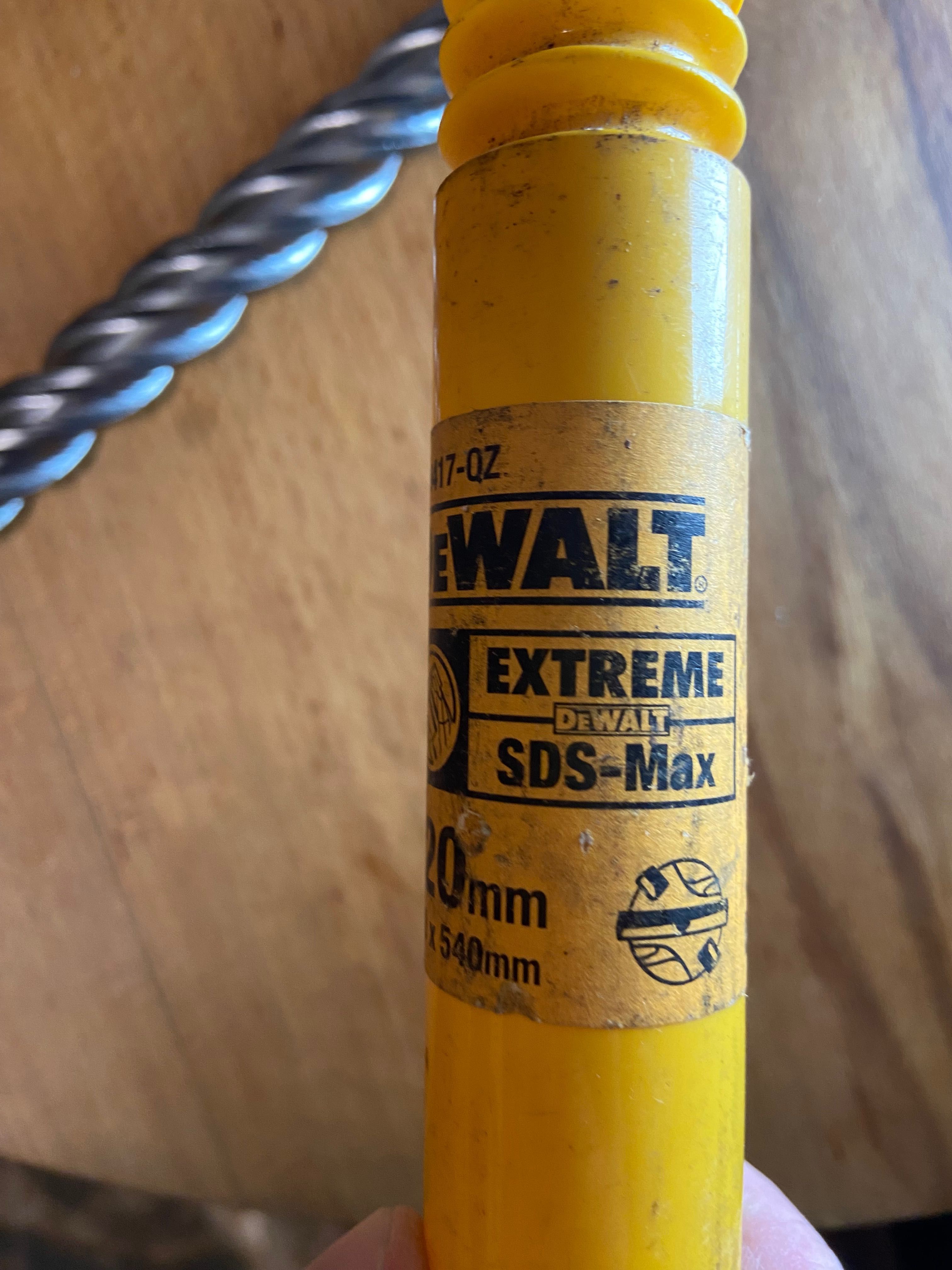 Бури по бетону DeWALT extreme, heller, granit, bosch