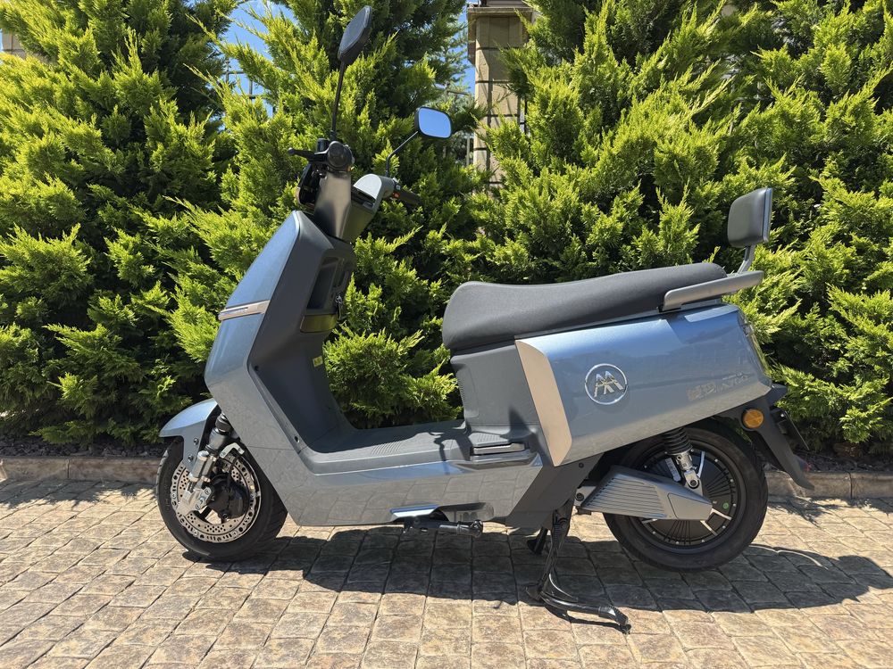 мопед  Aima А700