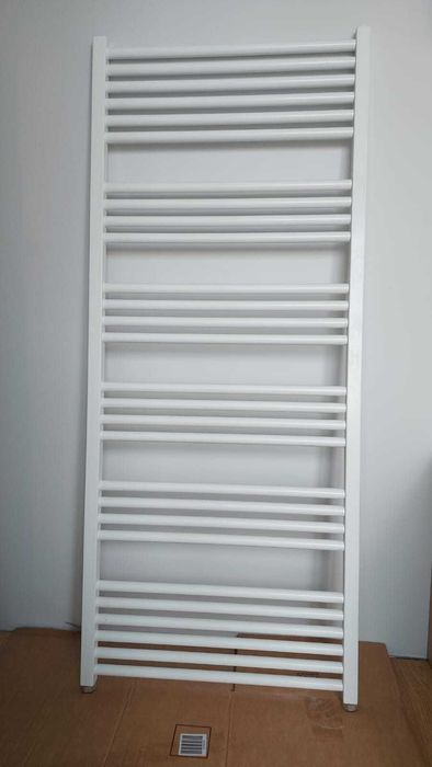 nowy grzejnik łazienkowy 143/60