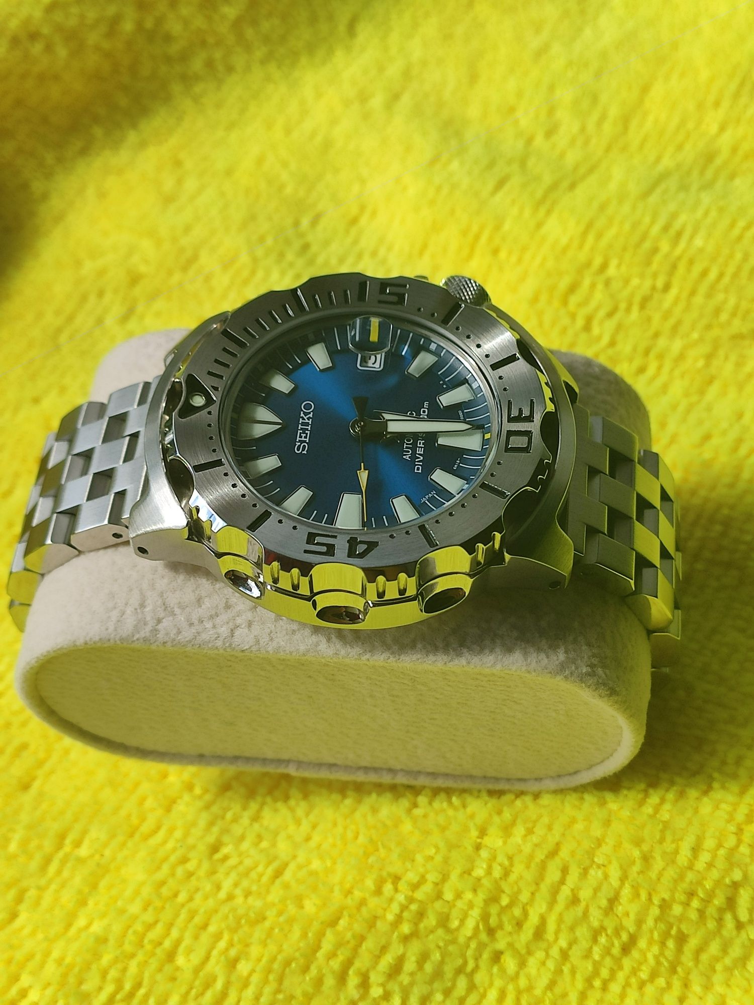 Relógio Seiko Monster Blue Coral