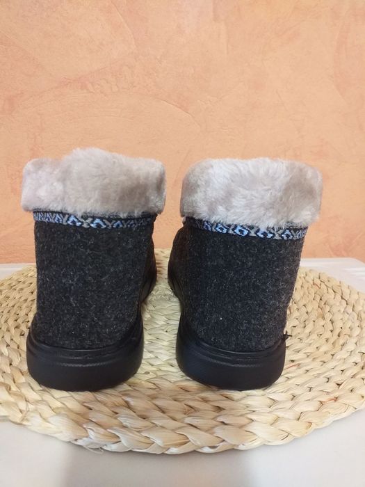 Бурки, бабуші, тапці. Розмір 37, 38, 39, 40, 41, 42.