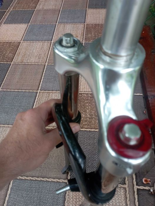 Вилка RST воздух 26" діаметр 1-1/8"