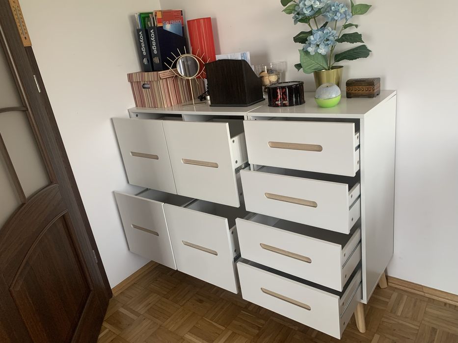 Komody z szufladami