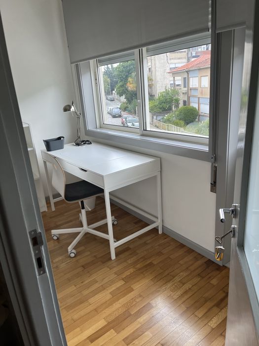 Arrendo quarto para estudante no porto