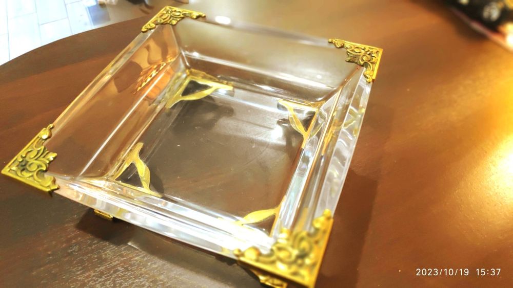 Cudna Kryształowa Popielniczka Inkrustowana Mosiądzem Wymiary20x20x8cm