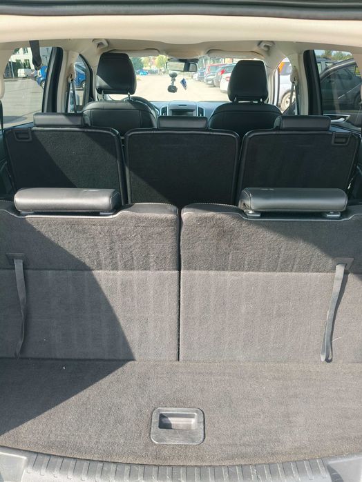 Ford s max pierwszy właściciel w kraju