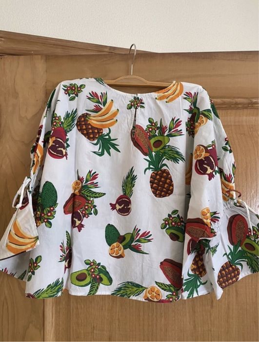 Blusa florida da Zara