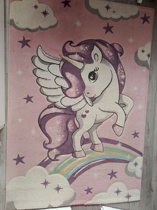 Piękny duży dywan do pokoju dziecięcego jednorożec, pegaz