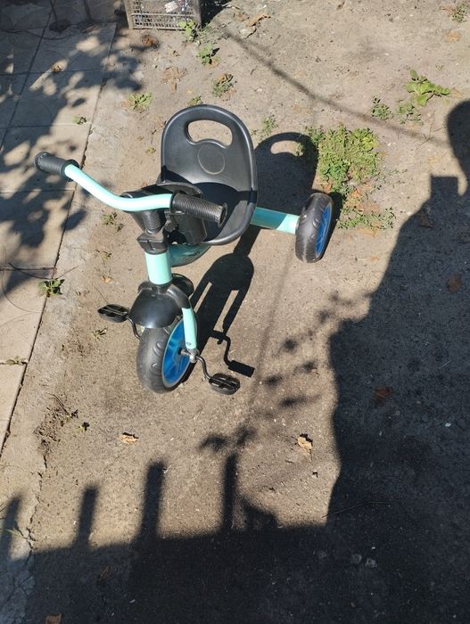 Продам Детский трехколесный  велосипед новый