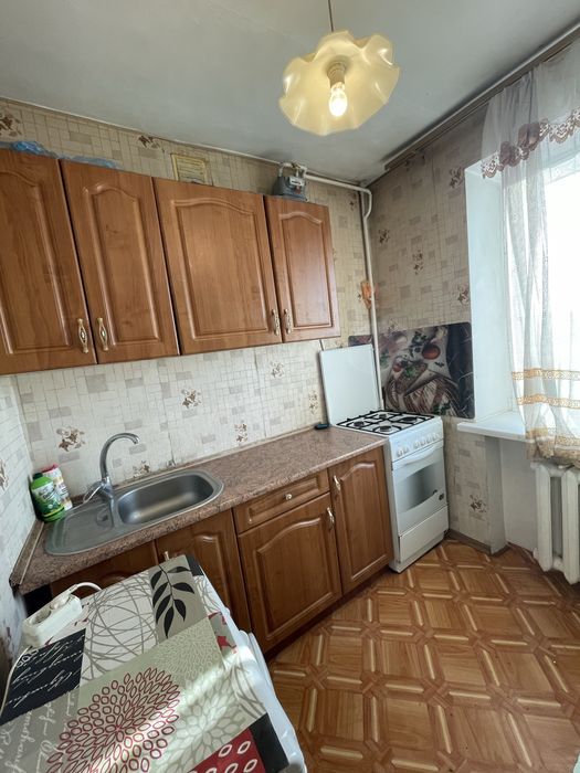 Сдам 1 комн Ген Петрова 5000