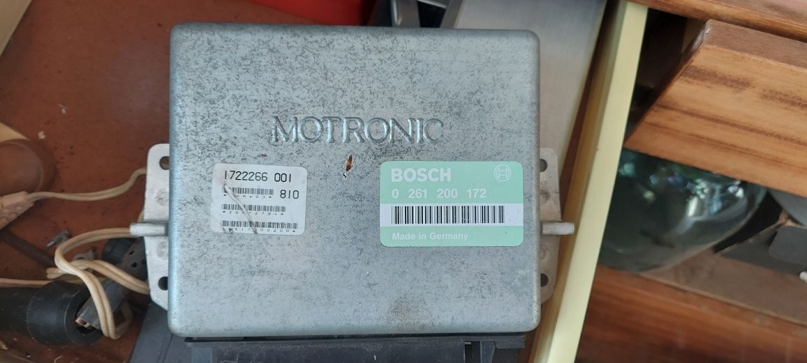 Motronic 0 261 200 172.BMW е34 блок абс.блок комфорта.