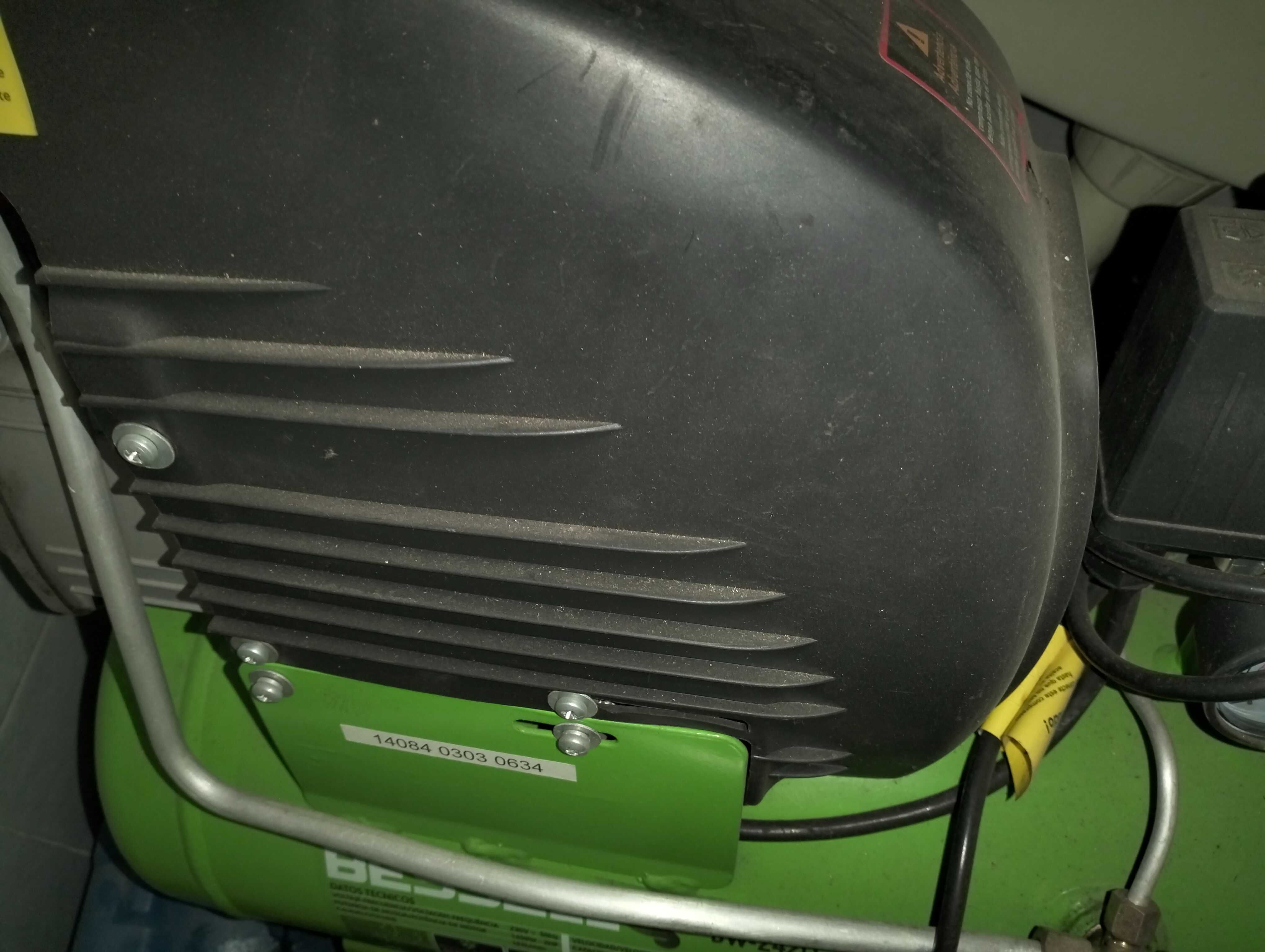Compressor Bessell, modelo BW-242D