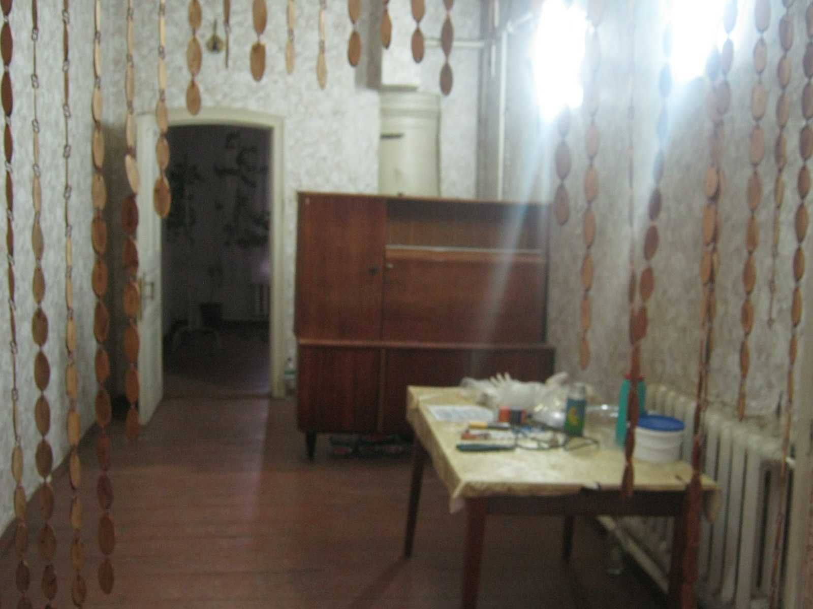 Продам частину будинку в центрі