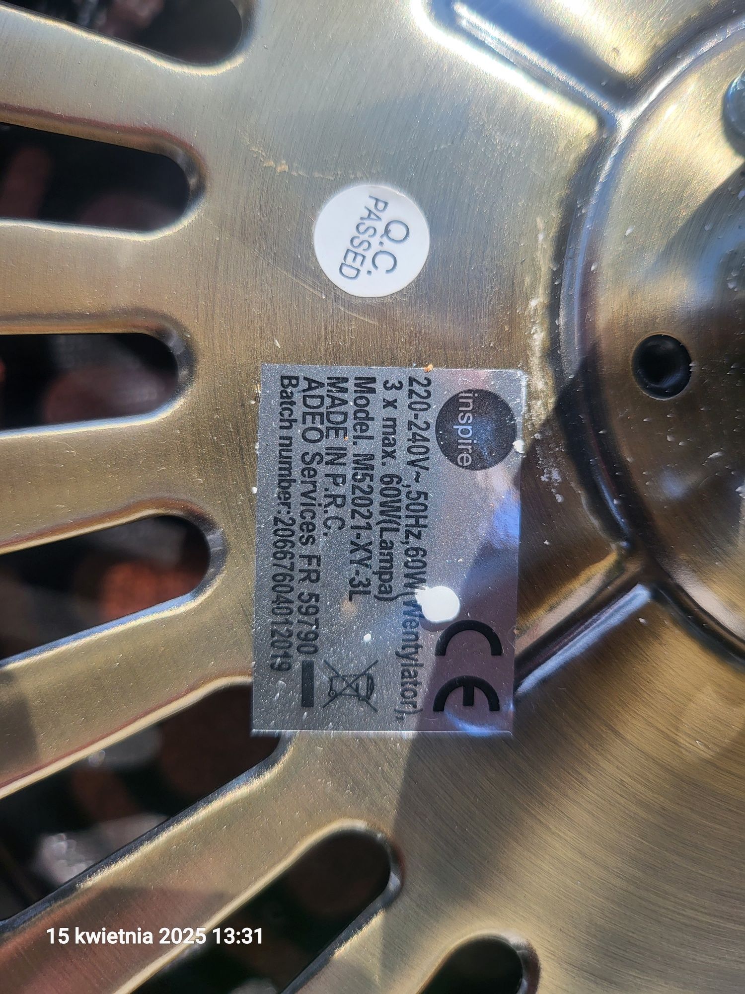 Lampa sufitowa z wiatrakiem