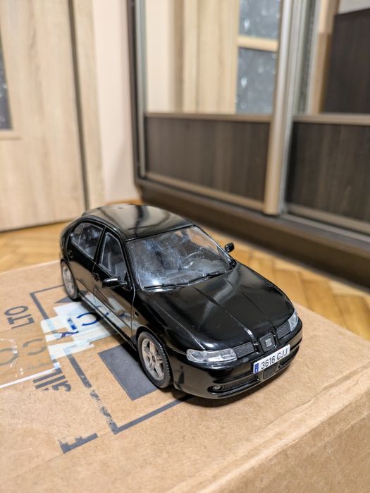Model Seat Leon MK1  1:24