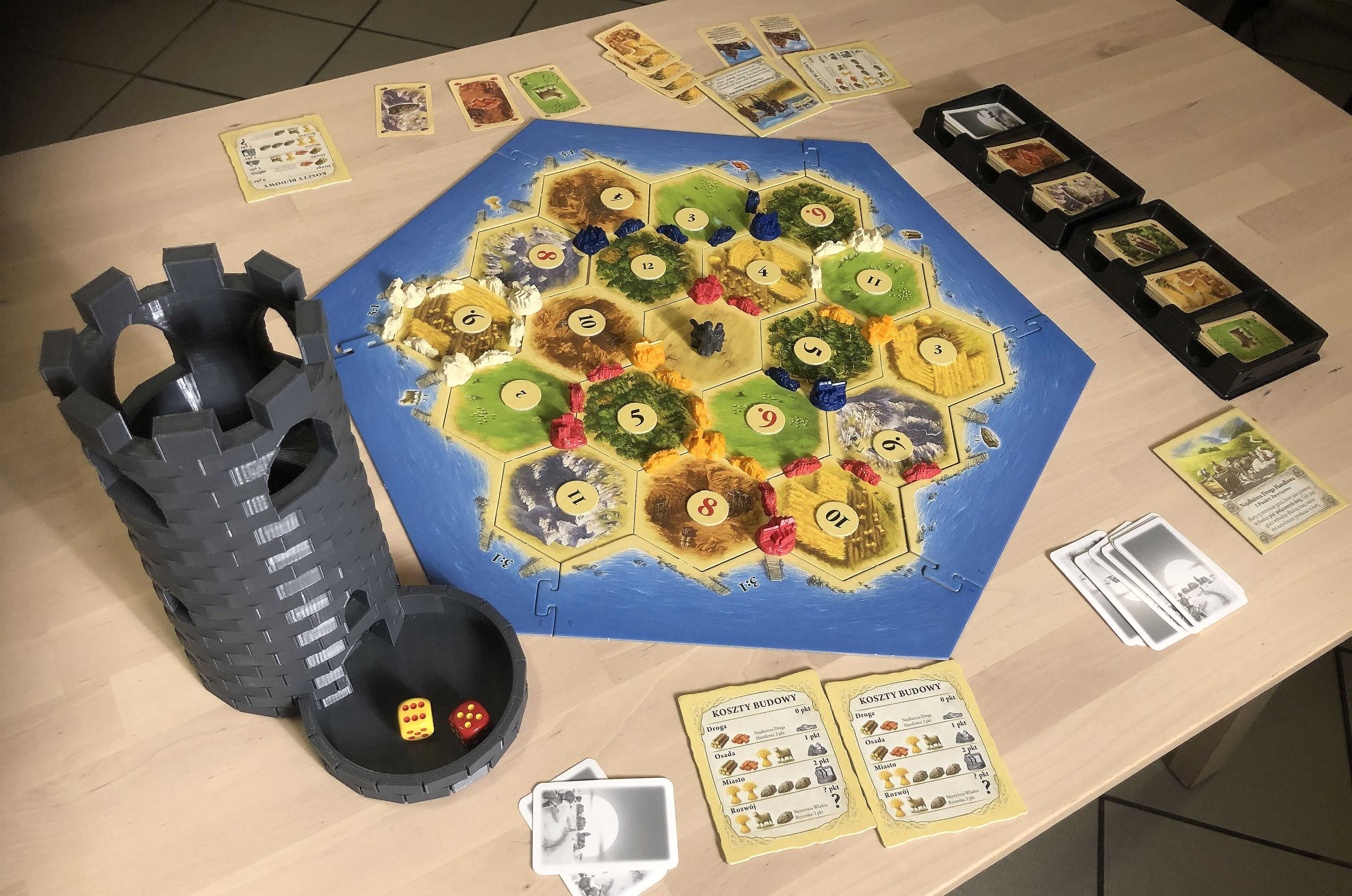 Wieża na Kości – Dice Tower do Gier Planszowych | Duża 22cm