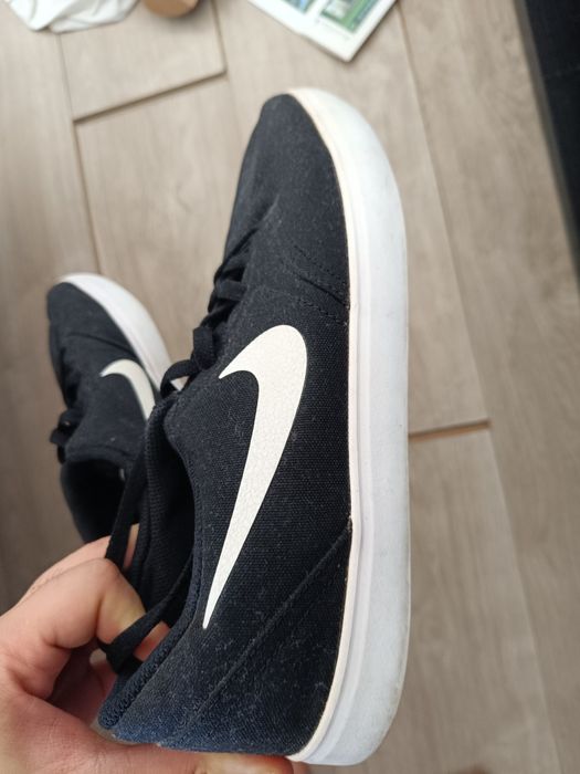 Nike SB preto e Branco tamanho 43