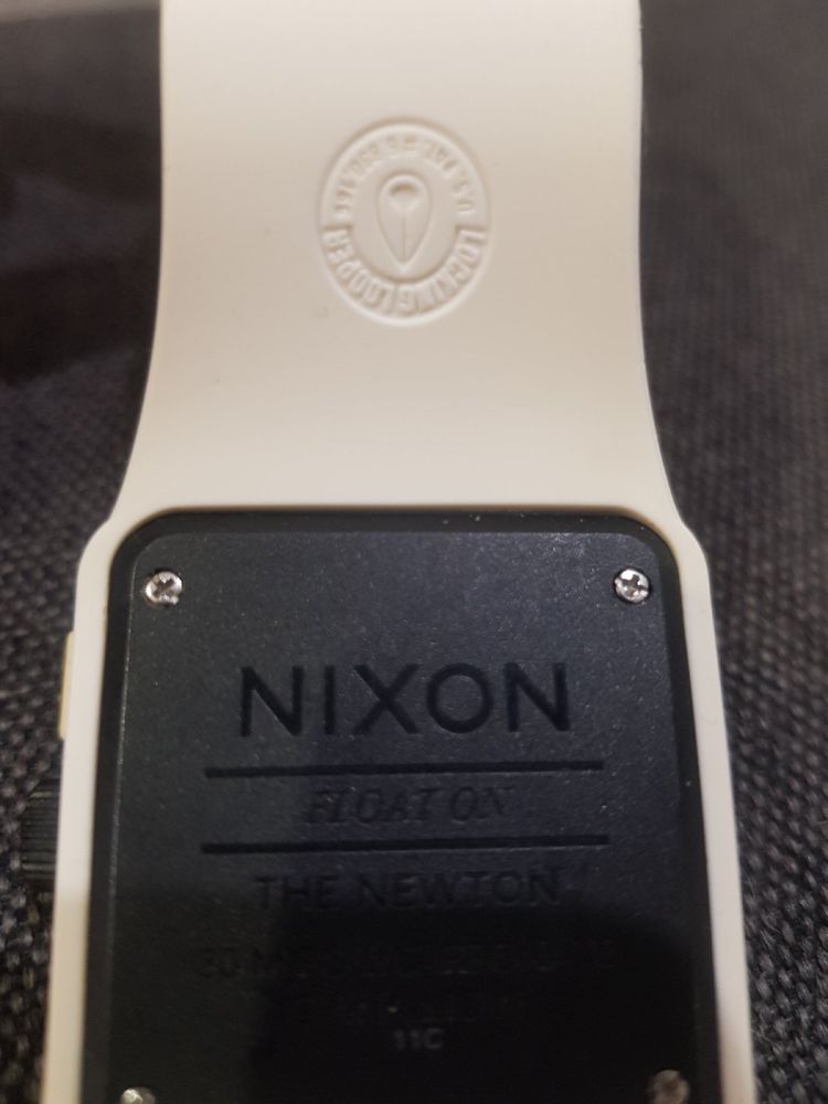 Часы Nixon Newton White Men's Watch A116220