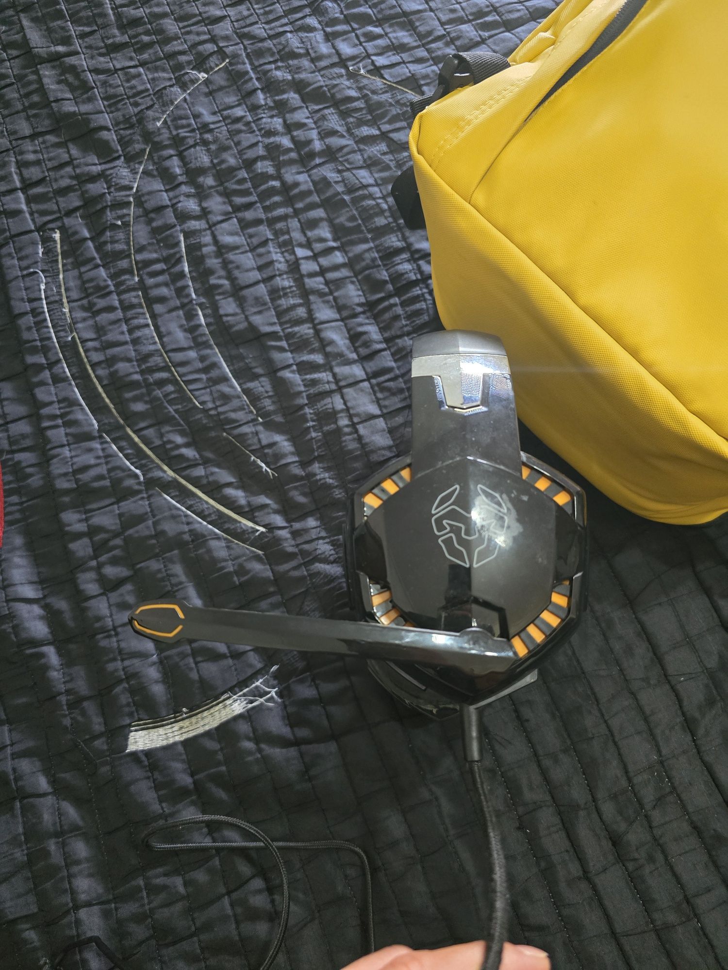 Headset Krom Kyus