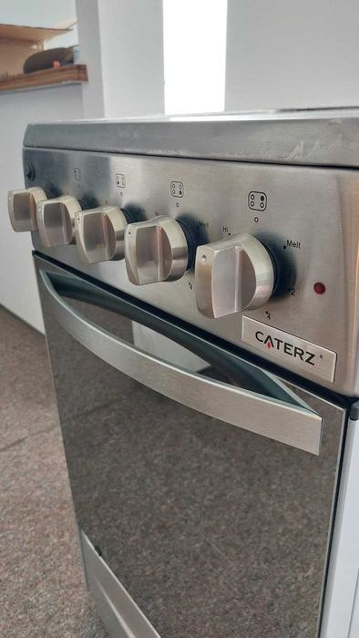 Kuchenka elektryczna CATERZ – płyta ceramiczna + piekarnik