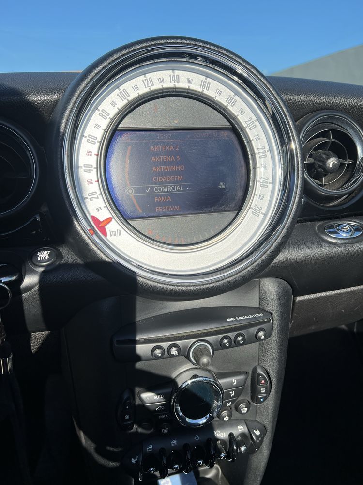 Mini Cooper Cabrio 2012