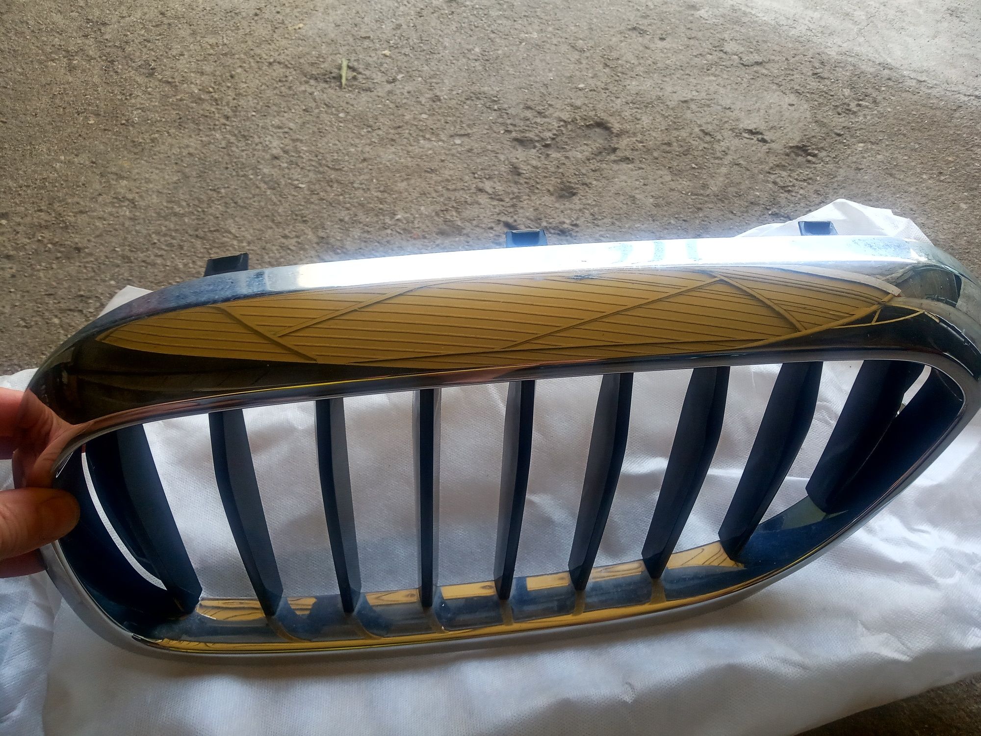 Grelhas do parachoque da frontal BMW g30 em cromado