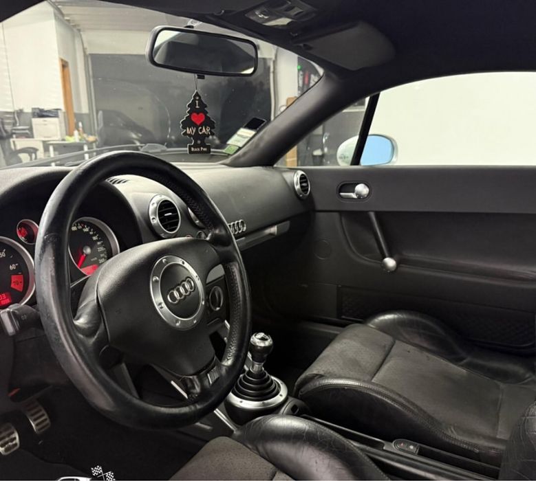 AUDI TT 1.8 TURBO (280cv) [4Lugares]