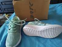 Sprzedam Buty sportowe nowe