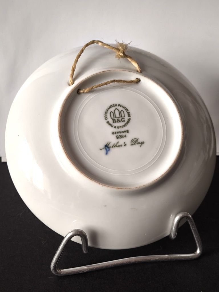 Talerz  Bociany ozdobny piękna stara porcelana na prezent 1984