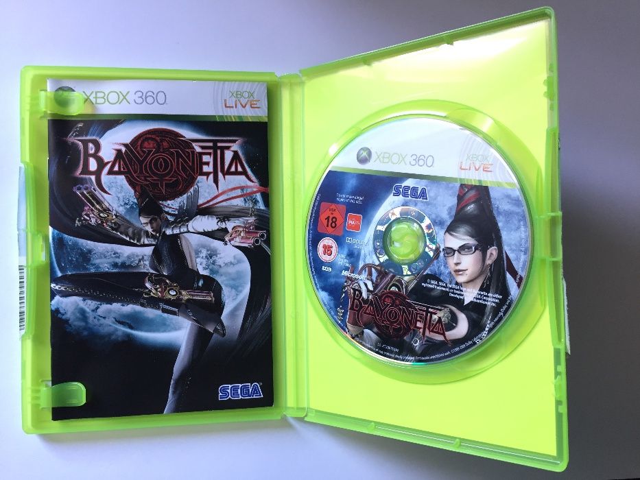 Bayonetta (Xbox 360) - Como Novo