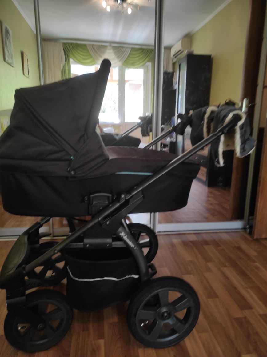 Продам коляску 2в1