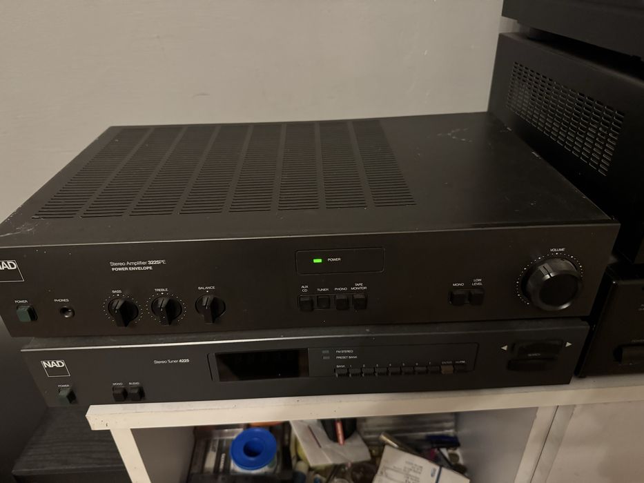 Sprzedam wzmacniacz Nad 3225 PE i tuner.