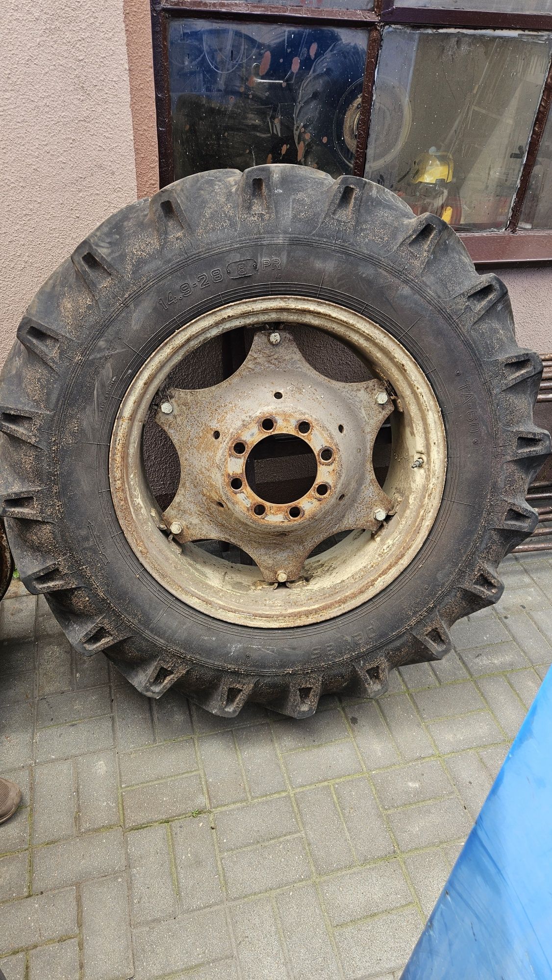 Kola ursus szerokie felgi 14.9-28 16.9-28